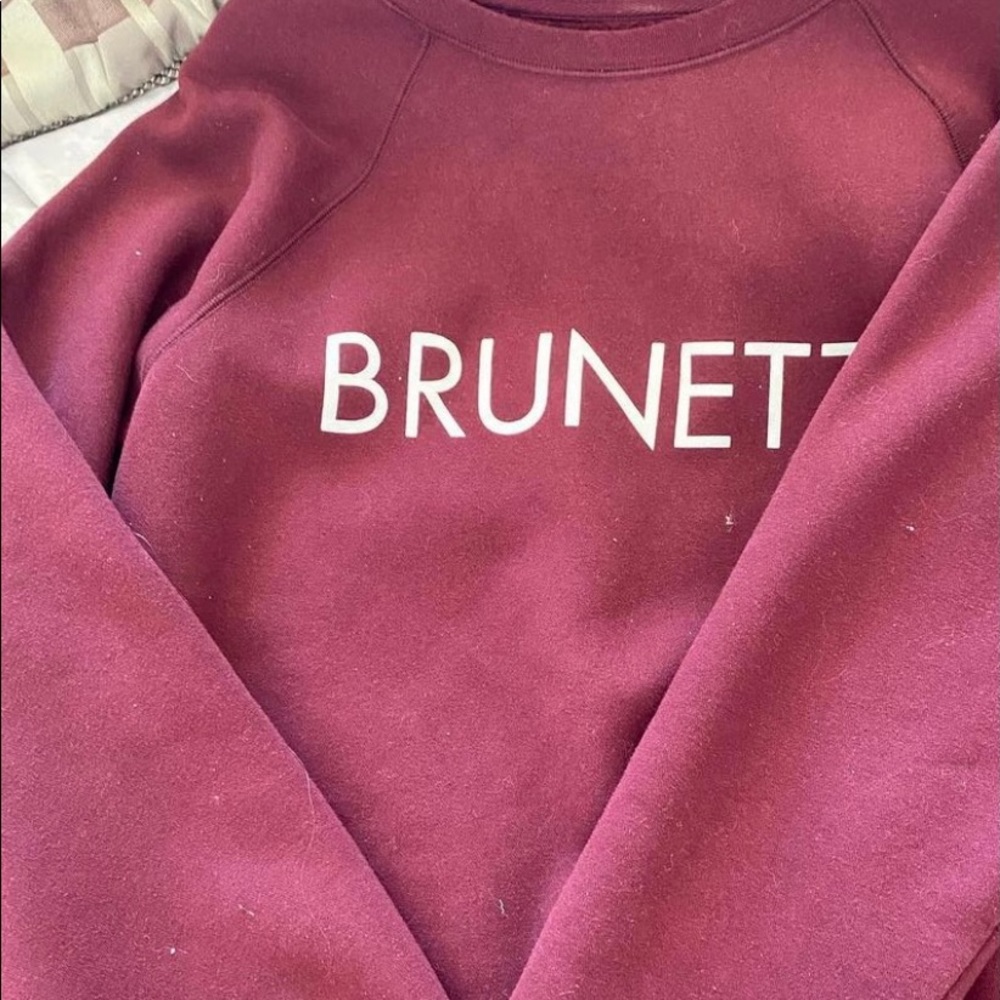 Brunette crew